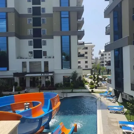 в прекрасном комплексе Appartement Mahmutlar